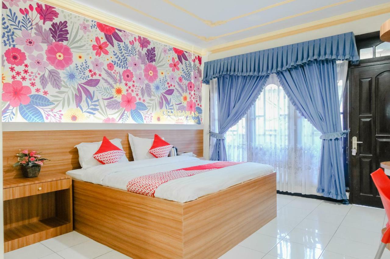 Oyo 940 Telaga Mas International Hotel Sarangan Exterior foto